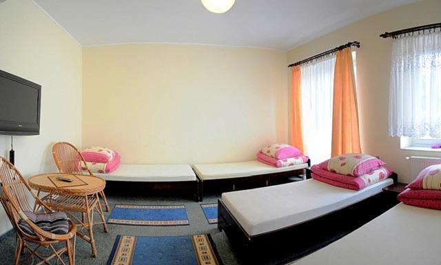 Tanie Noclegi Bartek Kielce Dış mekan fotoğraf